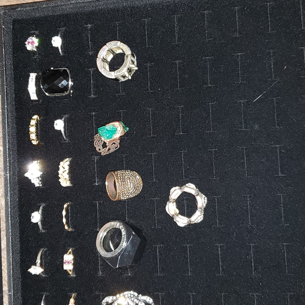 35 Rings - Picture 2 of 4